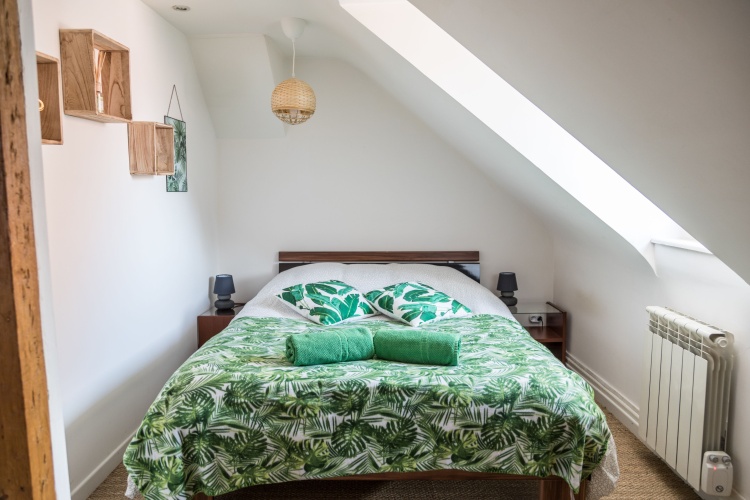 2 Bedrooms Apartment