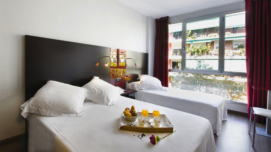 Triple room