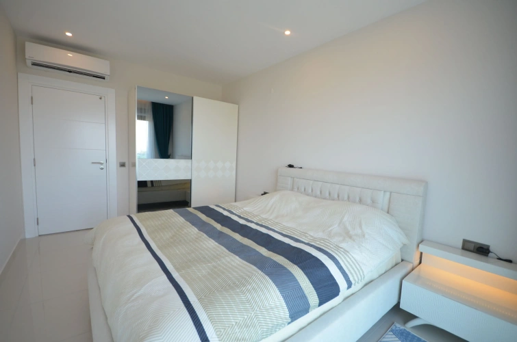 1 Bedroom Business Double Apartment