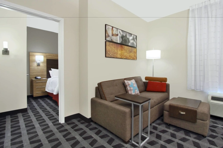 1 Bedroom Suite