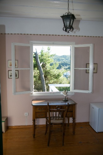 3 Bedrooms Quadruple Villa