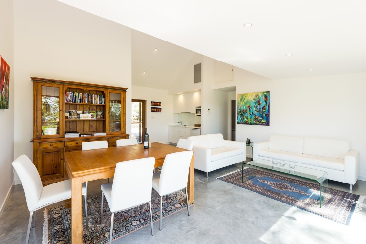 2 Bedrooms Cottage