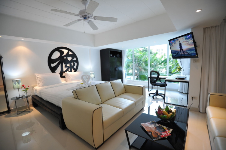 Deluxe Studio with balcony and with view