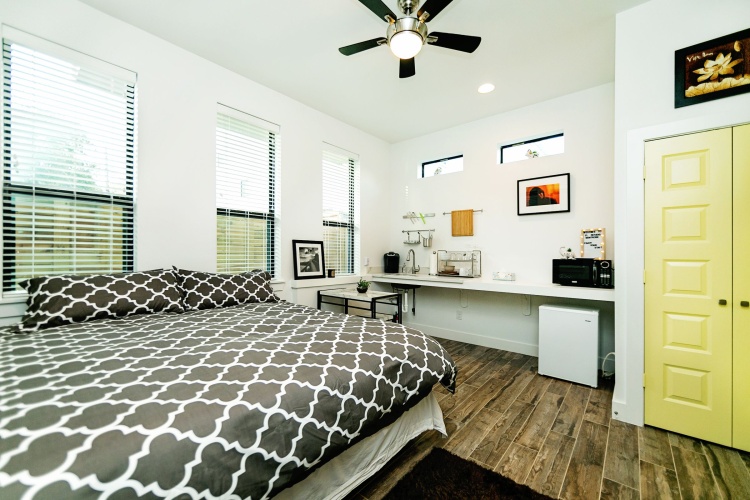 1 Bedroom Studio