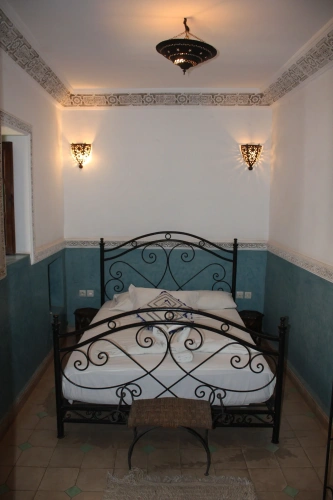 Standard Double Basement room