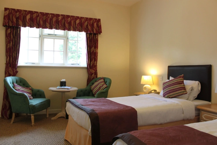 Standard Twin room