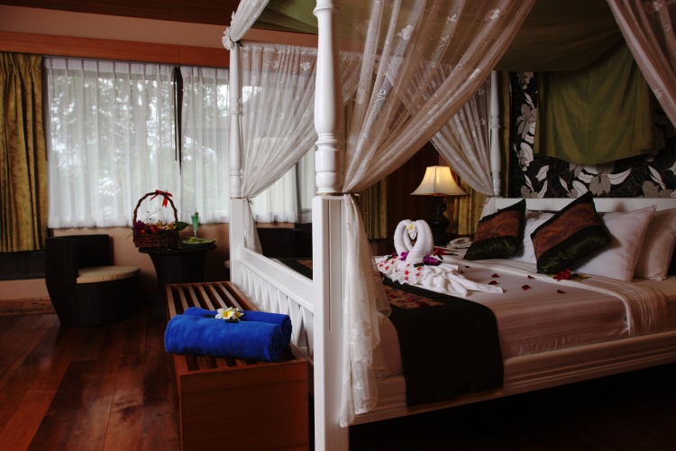 Deluxe Bungalow with balcony and with sea view