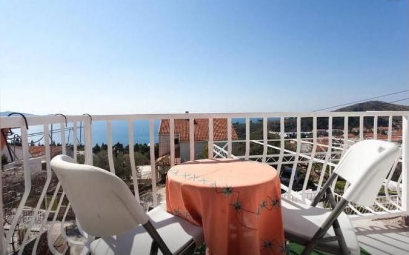 1 Bedroom Triple Suite with balcony and with sea view