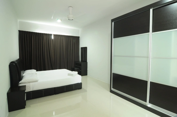 3 Bedrooms Family Apartment