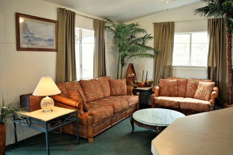 2 Bedrooms Cottage