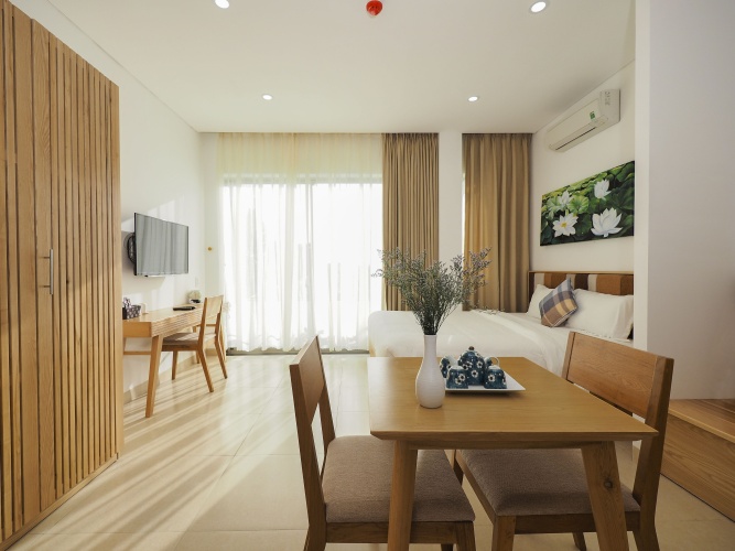 Studio with balcony and with city view