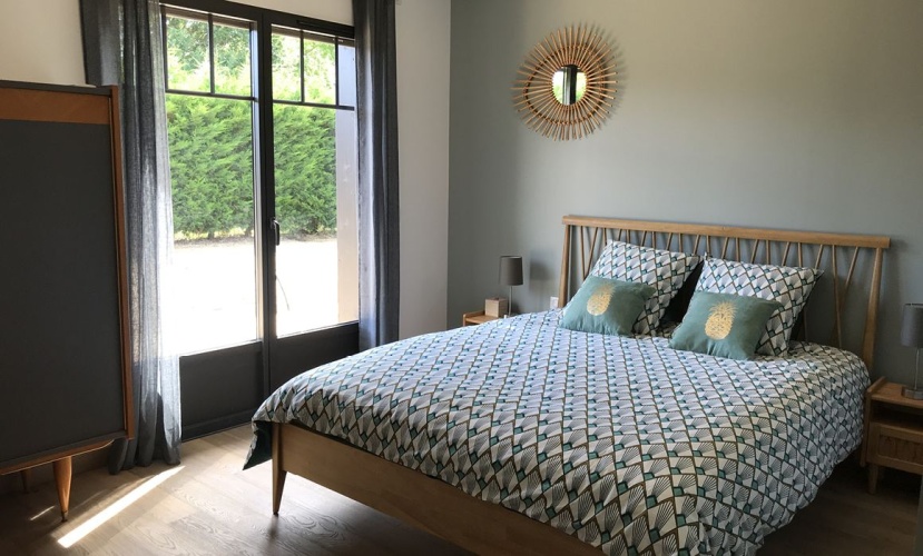 5 Bedrooms Cottage