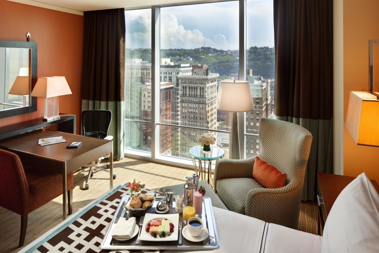 Deluxe Quadruple room with river view