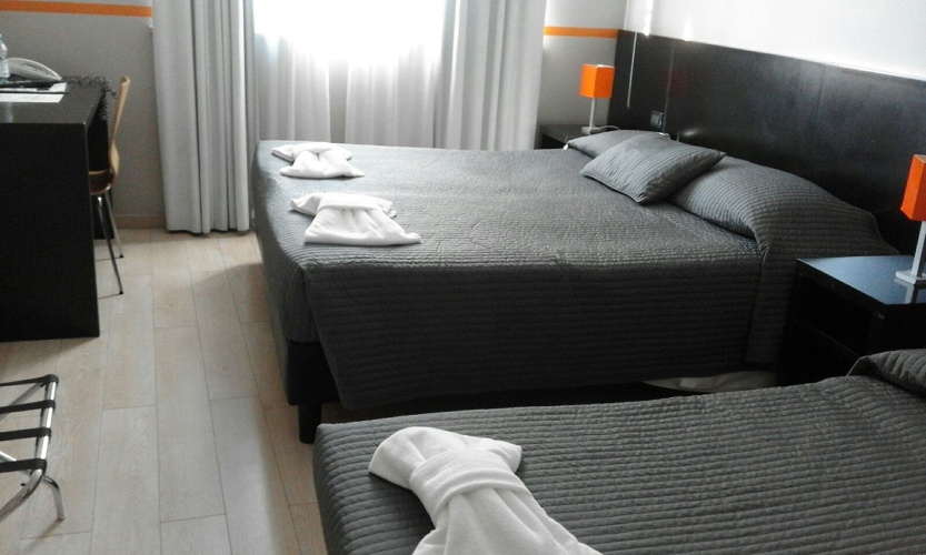 Triple room