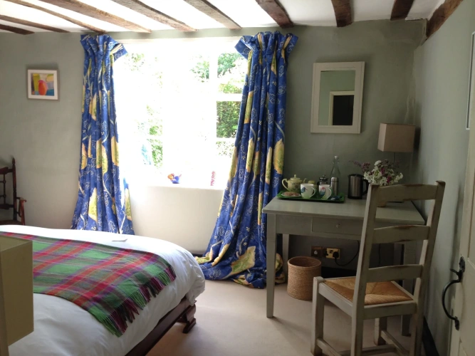 Standard Double Basement room