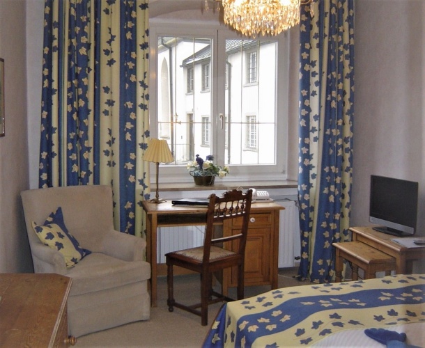 Standard Double room with view