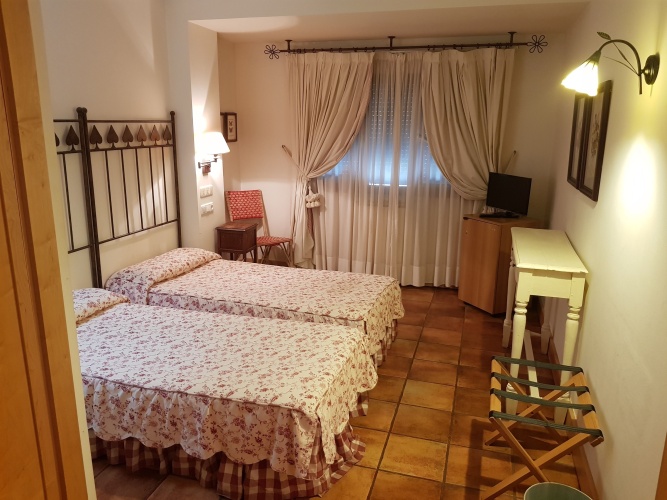 Standard Double room with mountain view