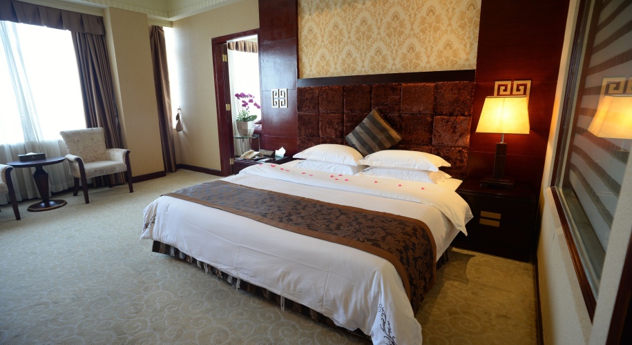 Deluxe Double Suite