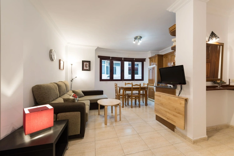 1 Bedroom Apartment