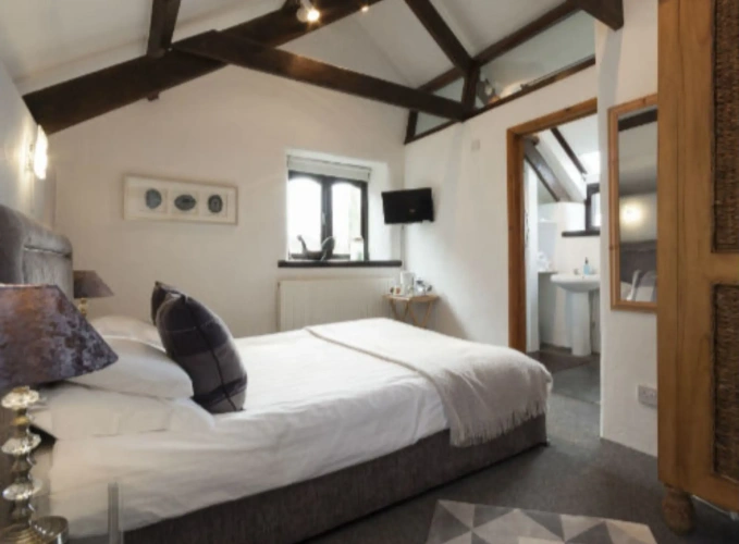 Double Cottage