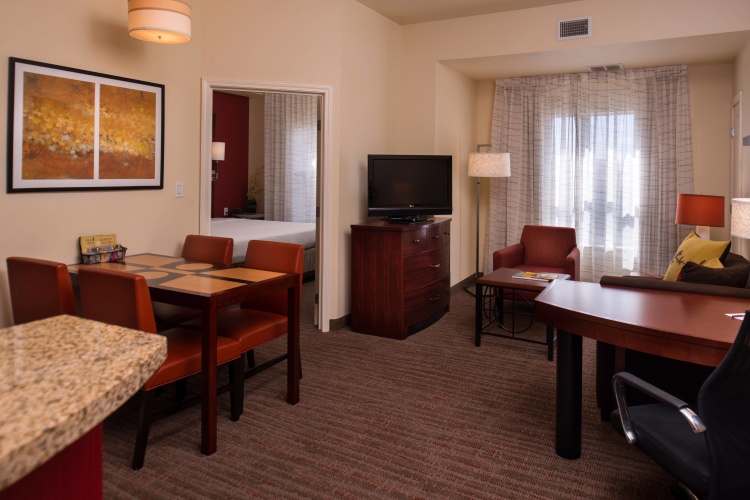2 Bedrooms Suite