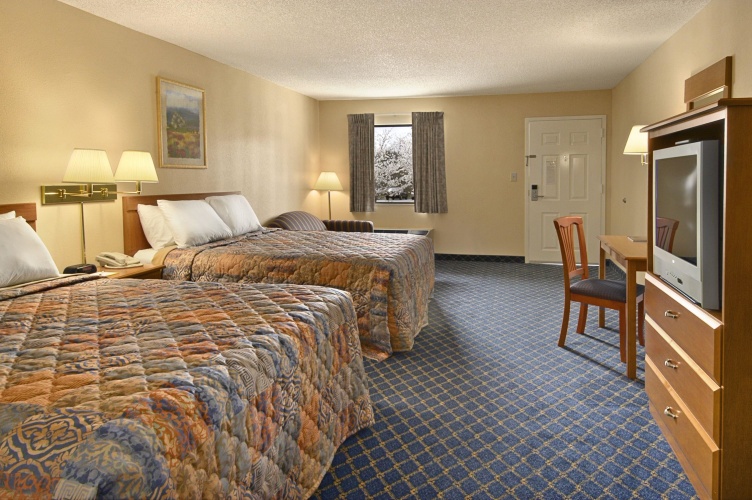 Standard Quadruple room