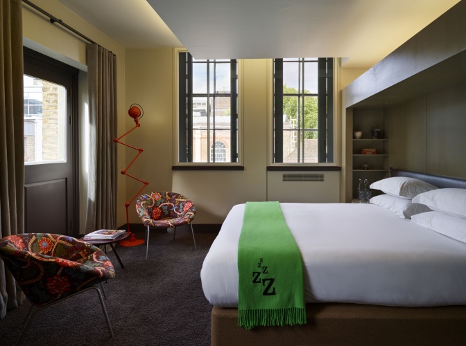 Deluxe Single room