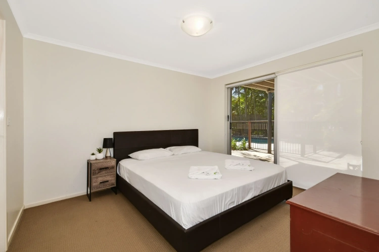 4 Bedrooms Cottage