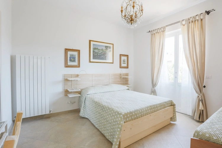 Standard Double room with city view