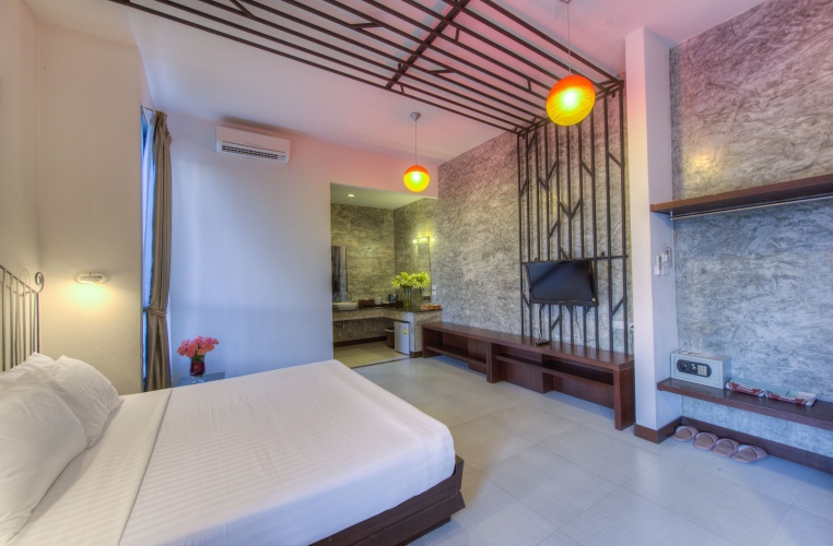 Standard Double room with balcony and with lake view