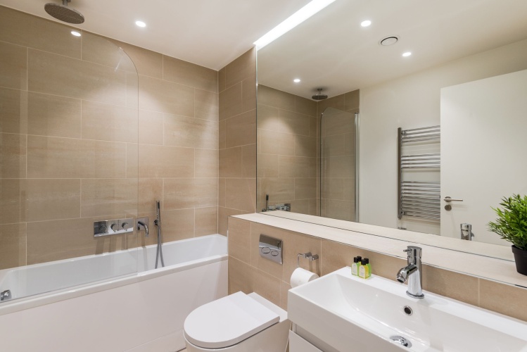 2 Bedrooms Apartment