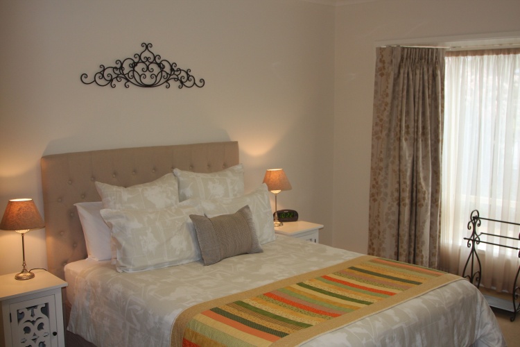 3 Bedrooms Premium Cottage with garden view