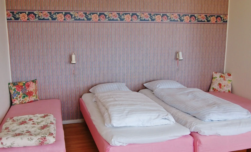 Economy Triple room
