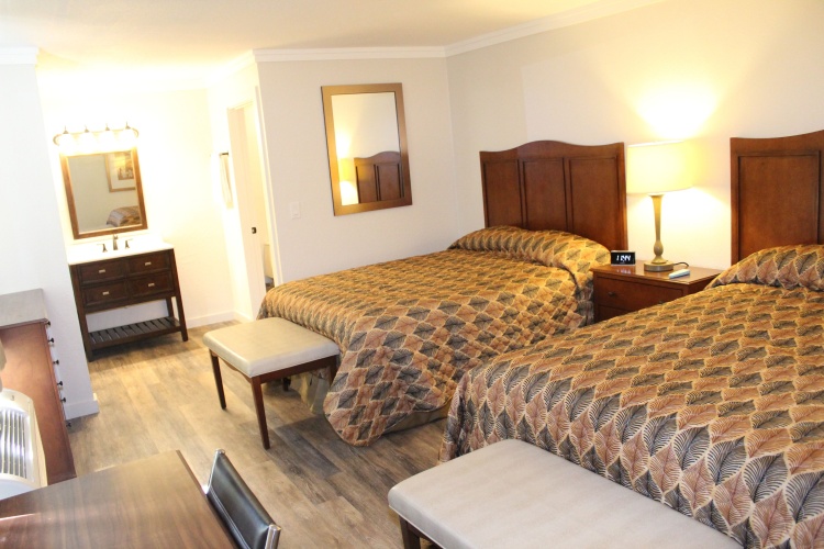 Deluxe Quadruple room