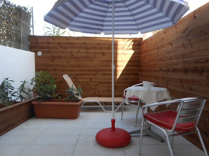 1 Bedroom Economy Studio