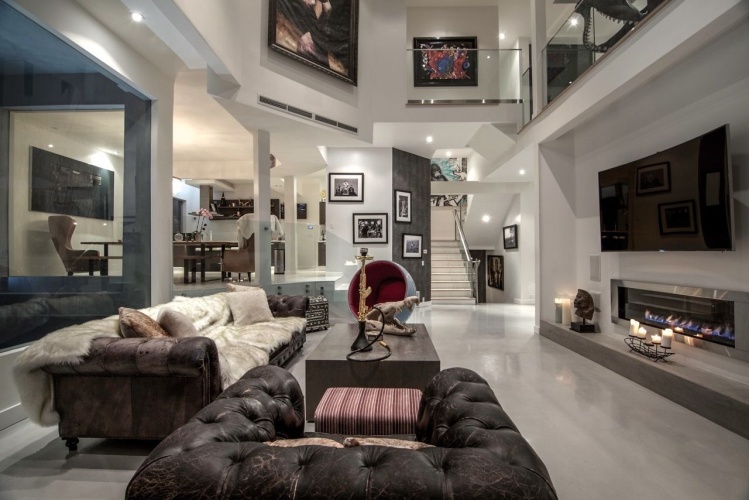5 Bedrooms Luxury Cottage