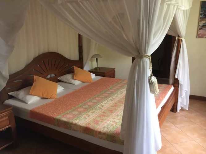 4 Bedrooms Villa with sea view