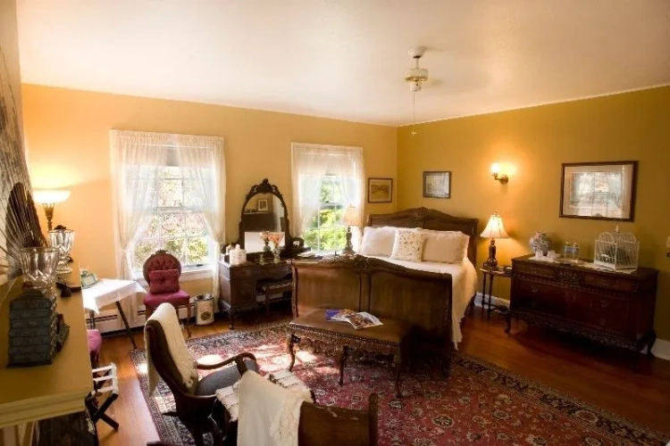 1 Bedroom Premier Suite with balcony