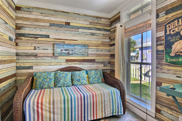 4 Bedrooms Cottage with balcony