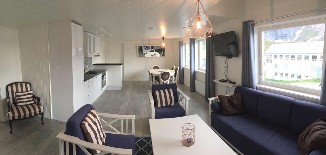 2 Bedrooms Apartment