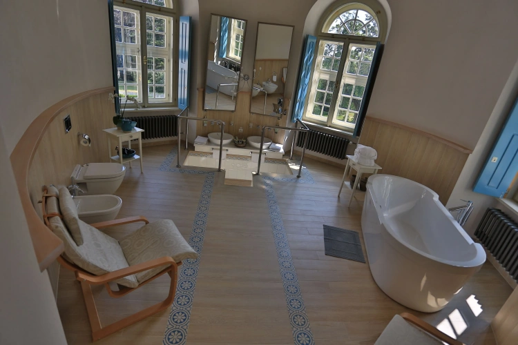 Presidential Suite with park view