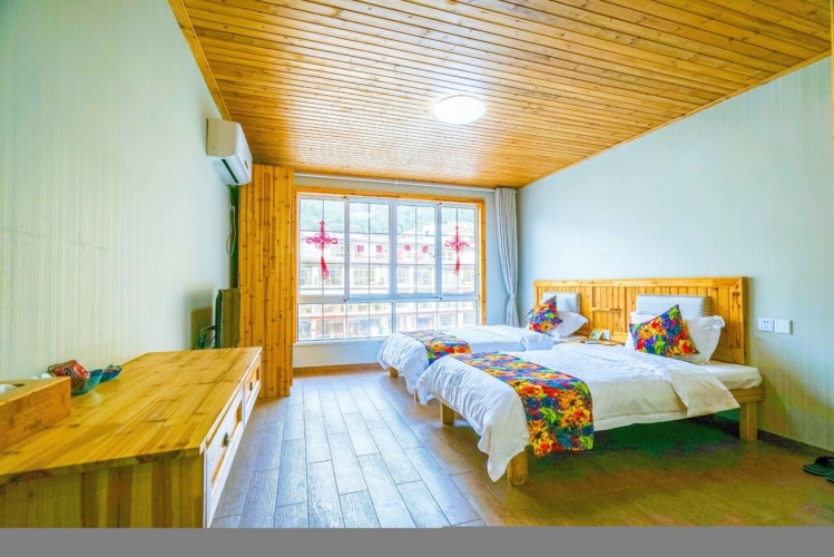 Superior Twin room with mountain view