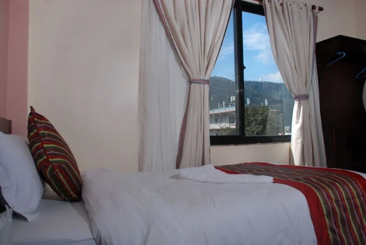 Deluxe Single room with balcony and with mountain view