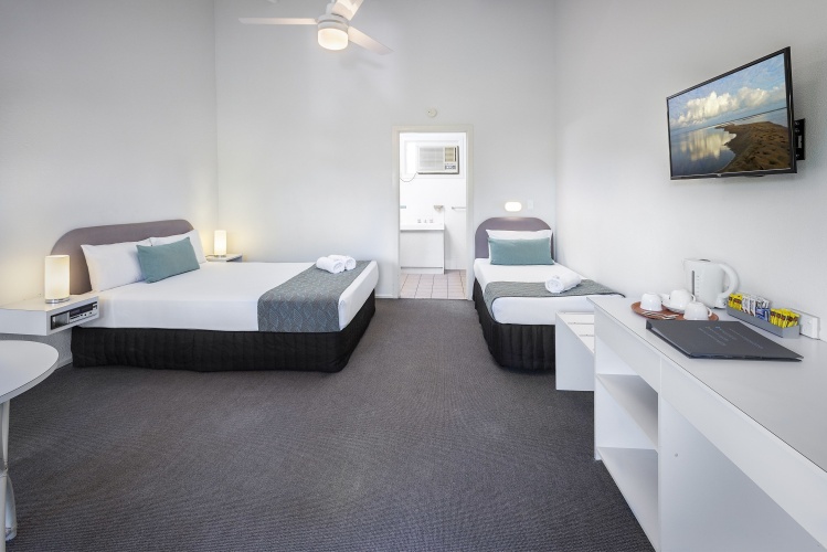 Economy room