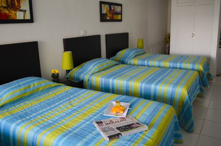 Standard Triple room