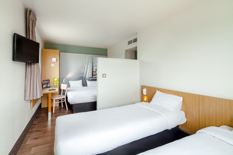 Quadruple room