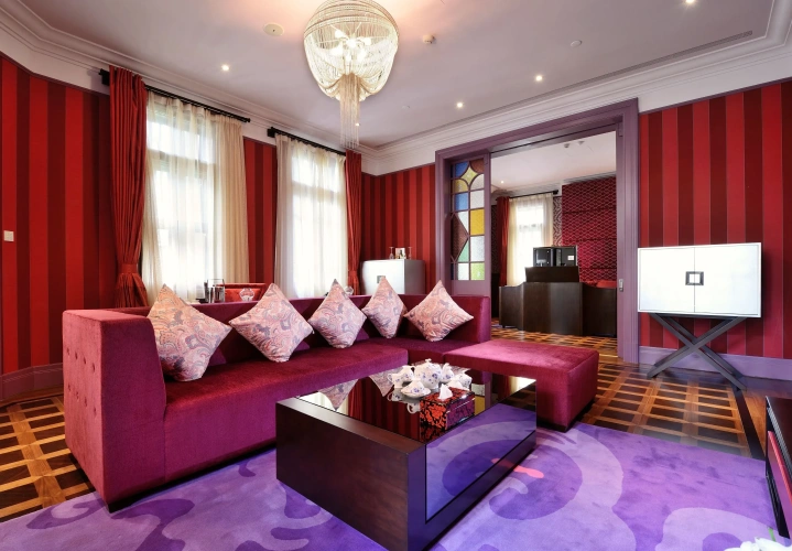 Deluxe Double Suite with garden view