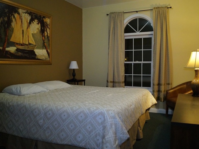 2 Bedrooms Standard room with lake view