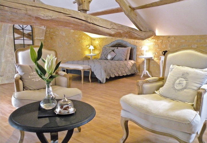 1 Bedroom Deluxe Double Suite