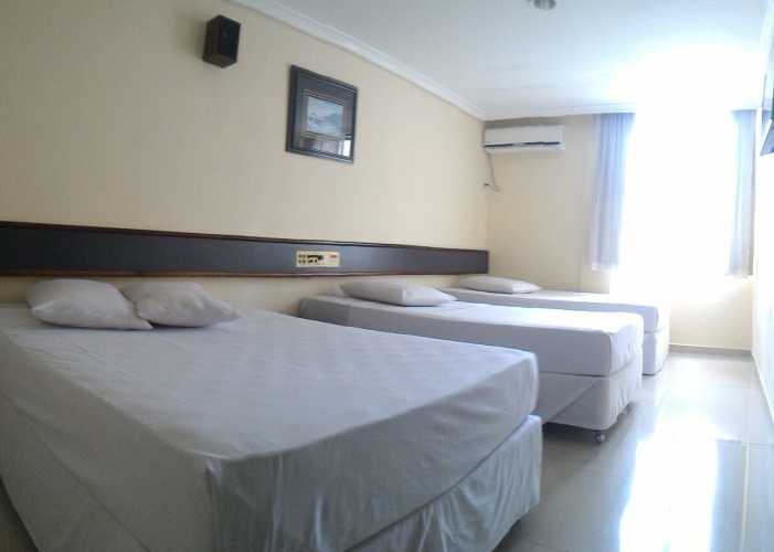 Standard Triple room